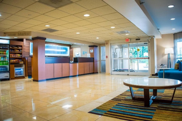 Fairfield Inn & Suites by Marriott Knoxville/East Main image